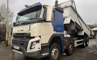 (2017) 17 VOLVO FMX 420 8×4 TIPPER EURO 6 – HS17 PUJ