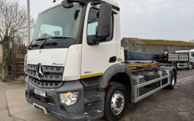 (2016) 66 MERCEDES AROCS 1824 CABLE LIFT SKIPLOADER EURO 6 – CK66 FYT